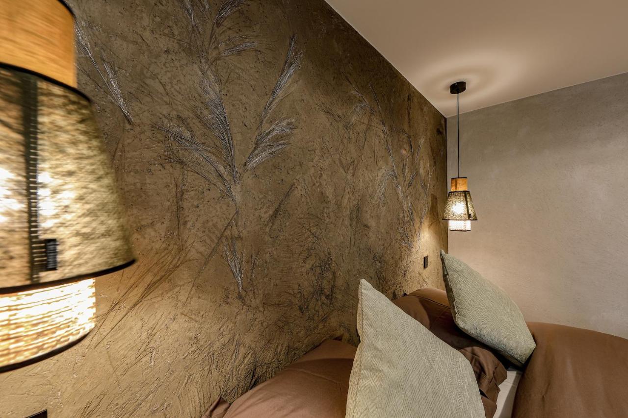 Couleur Basilic Aparthotel Rochefort Exterior photo