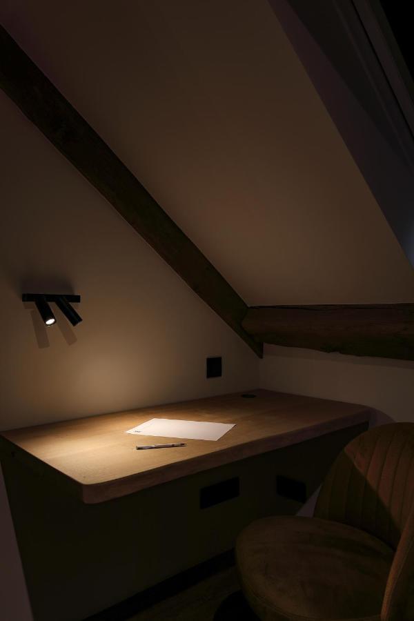 Couleur Basilic Aparthotel Rochefort Exterior photo