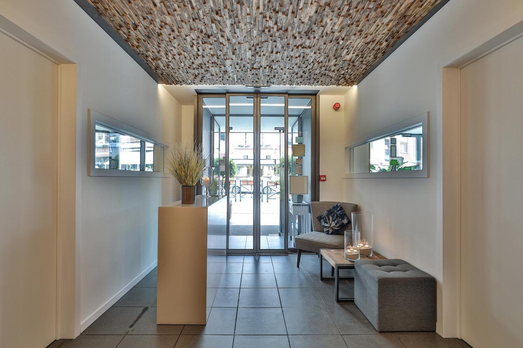 Couleur Basilic Aparthotel Rochefort Exterior photo
